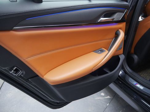 Used 2020 BMW M5 w/ Executive Package image 11