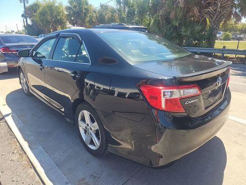 Used 2012 Toyota Camry SE image 6