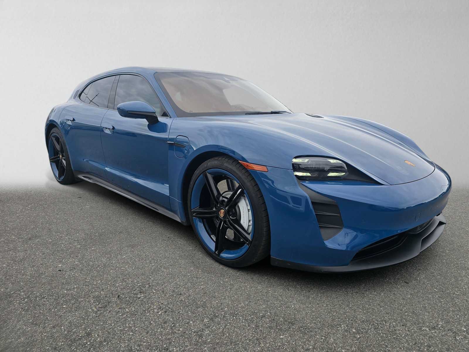 Used 2023 Porsche Taycan GTS AWD/4WD image 7