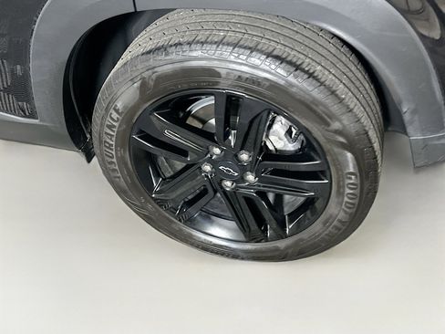 Used 2025 Chevrolet Trax ACTIV w/ Driver Confidence Package image 11