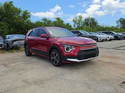 New 2026 Kia Niro LX FWD image 2