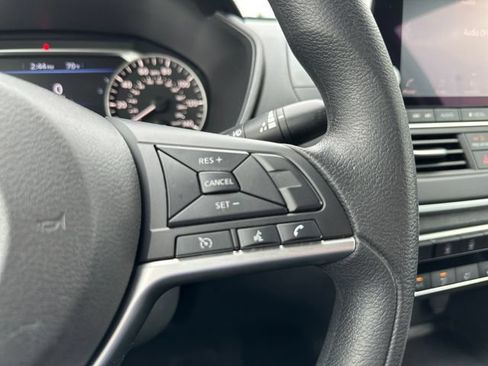 Used 2022 Nissan Altima 2.5 SV AWD/4WD image 26