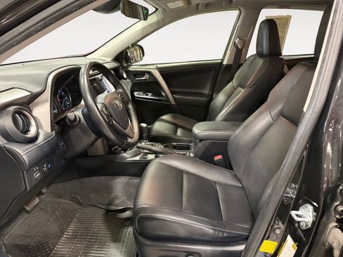 Used 2016 Toyota RAV4 Limited AWD/4WD image 10