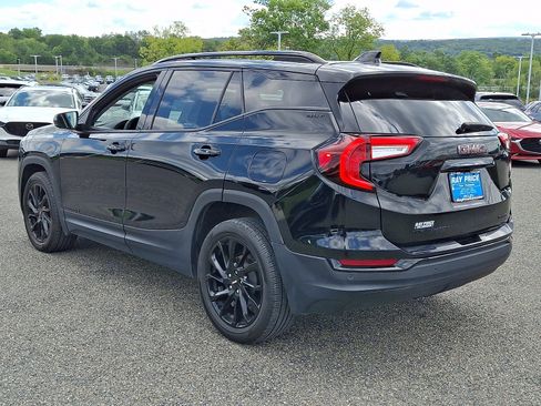 Used 2023 GMC Terrain SLT w/ Tech Package AWD/4WD image 5