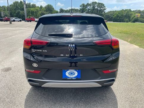 Used 2024 Buick Encore GX Preferred AWD/4WD image 5