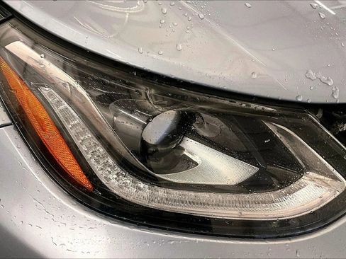 Used 2018 Chevrolet Bolt Premier w/ Driver Confidence II Package image 27