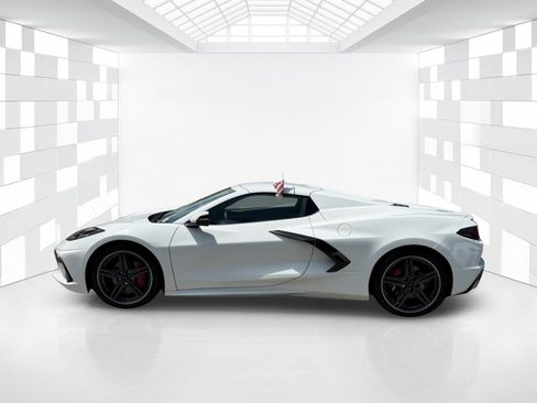 Used 2026 Chevrolet Corvette Stingray Convertible w/ 1LT RWD image 4