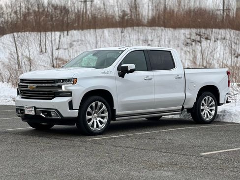 Used 2022 Chevrolet Silverado 1500 High Country w/ Safety Package II image 4