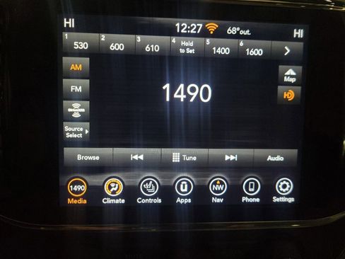 Used 2021 Jeep Grand Cherokee Limited w/ Premium Lighting Group AWD/4WD image 25