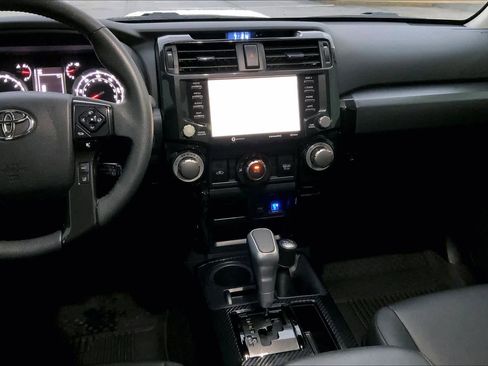 Used 2022 Toyota 4Runner TRD Off-Road Premium image 7