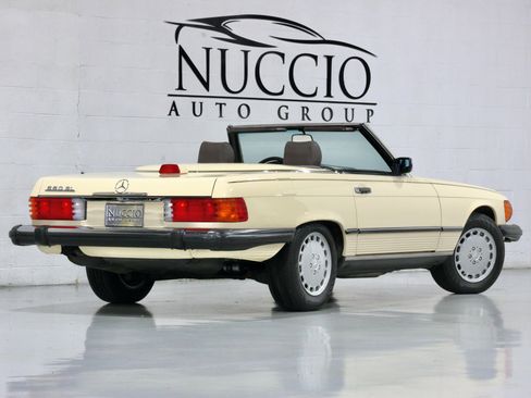 Used 1987 Mercedes-Benz 560 SL image 54
