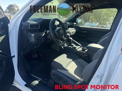 Certified 2024 Toyota Tacoma TRD Off-Road w/ TRD Off Road Upgrade Package AWD/4WD image 7