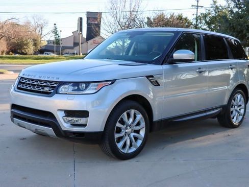 Used 2014 Land Rover Range Rover Sport HSE image 2