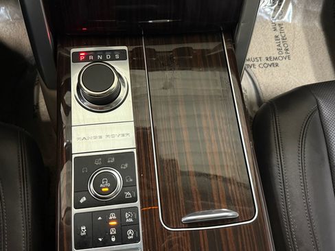 Used 2014 Land Rover Range Rover Supercharged image 20