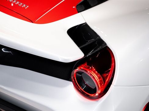 Used 2020 Ferrari 488 Pista Spider RWD image 42