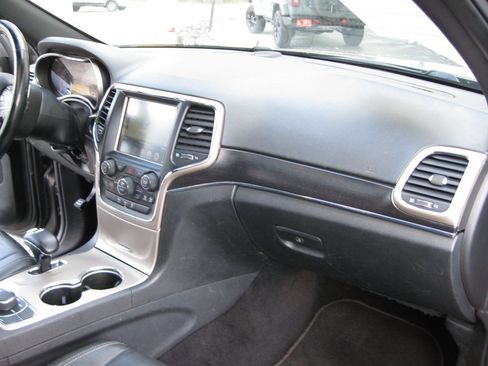 Used 2014 Jeep Grand Cherokee Limited w/ Trailer Tow Group IV AWD/4WD image 41