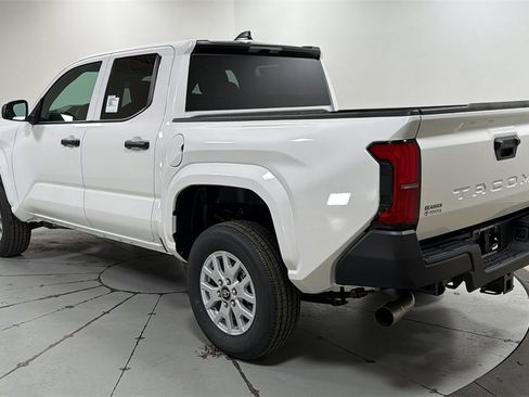 New 2026 Toyota Tacoma SR image 7