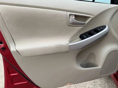 Used 2012 Toyota Prius Two image 10