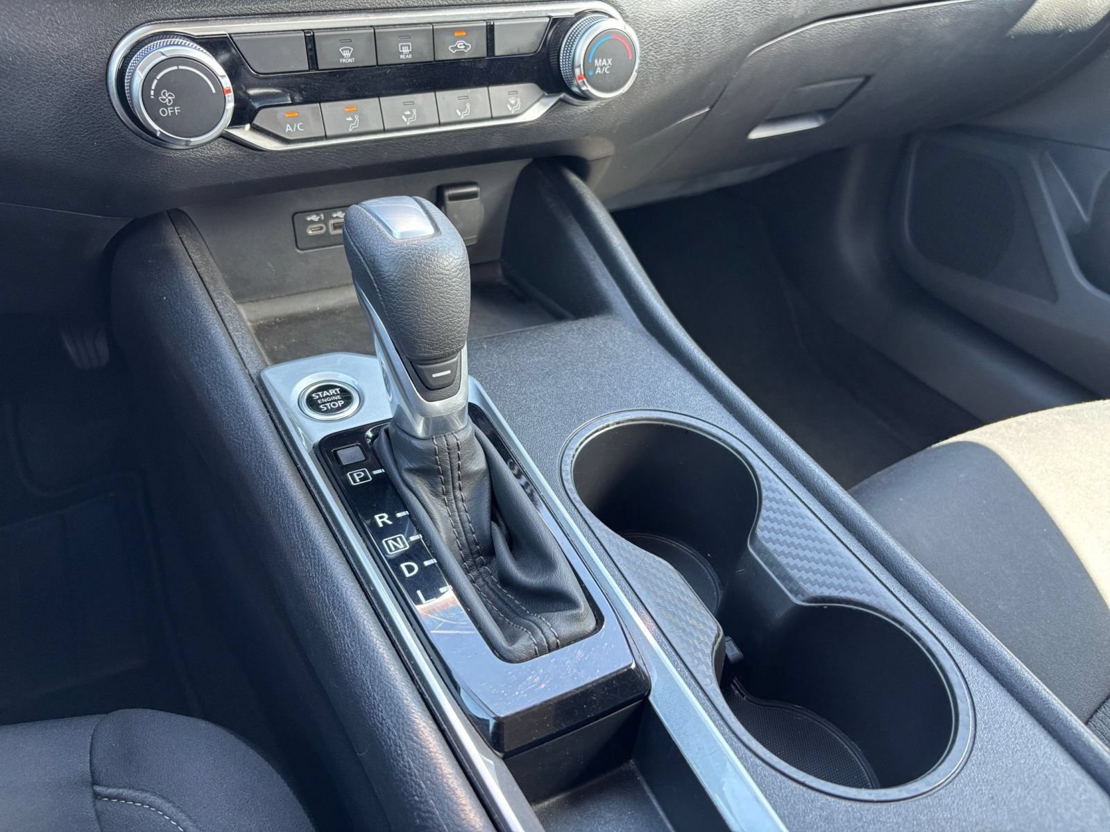 Used 2025 Nissan Altima 2.5 SV FWD image 41