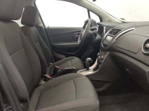 Used 2016 Chevrolet Trax LT FWD image 21