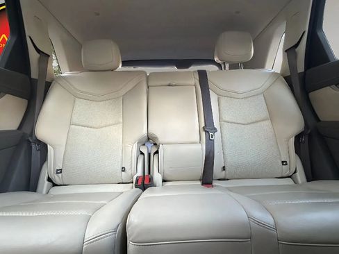 Used 2020 Cadillac XT5 Premium Luxury FWD image 22