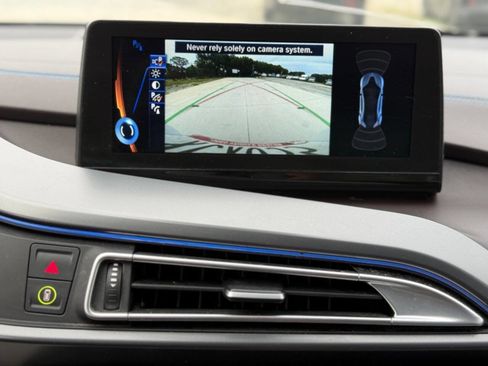 Used 2016 BMW i8 AWD/4WD image 30