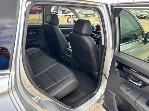 Used 2025 Honda CR-V EX-L image 13