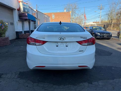 Used 2012 Hyundai Elantra Limited image 11