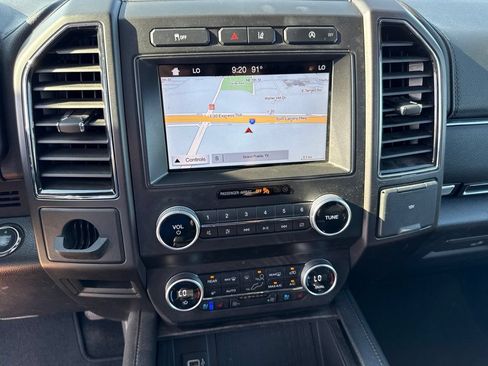 Used 2019 Ford Expedition Max Limited w/ Equipment Group 301A RWD image 24