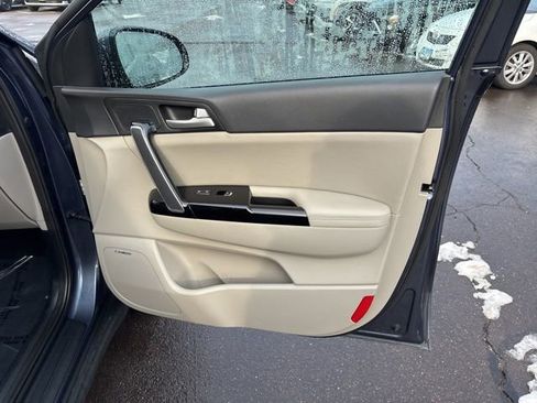 Used 2022 Kia Sportage EX w/ EX Technology Package image 8