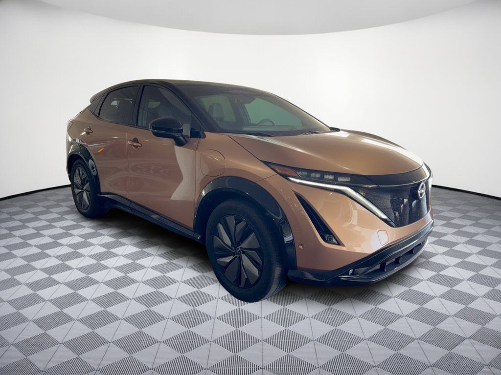 Used 2024 Nissan Ariya AWD image 5