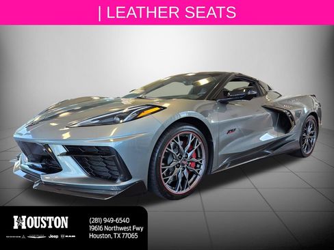 Used 2023 Chevrolet Corvette Stingray Premium Conv w/ Z51 Performance Package RWD image 9