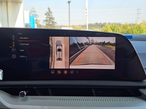 New 2026 Cadillac Optiq Luxury 1 AWD/4WD image 28