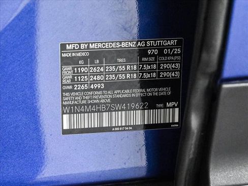 Certified 2025 Mercedes-Benz GLB 250 4MATIC image 26