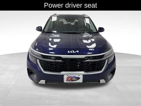 Used 2024 Kia Seltos EX AWD/4WD image 7
