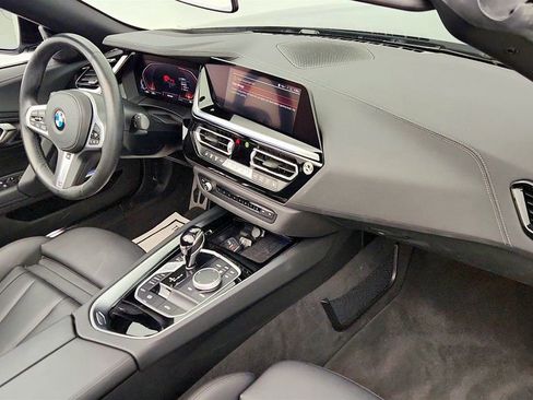 Used 2025 BMW Z4 sDrive30i w/ Premium Package image 24