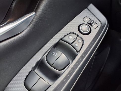 Used 2024 Nissan Sentra SV FWD image 20