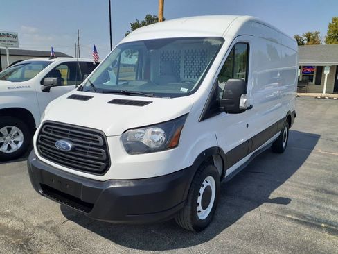 Used 2019 Ford Transit 150 148 Medium Roof image 3