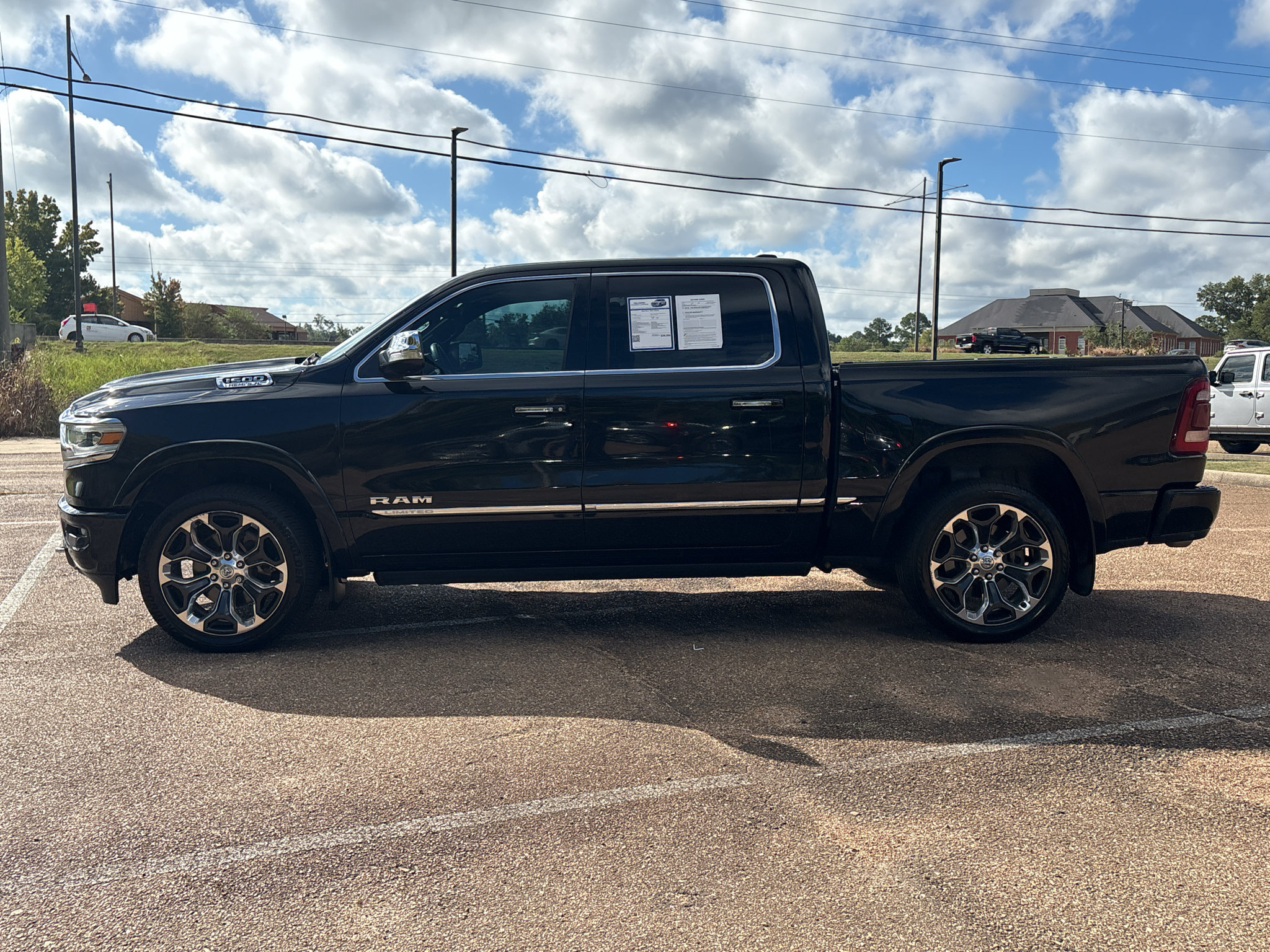 Used 2020 RAM 1500 Limited AWD/4WD image 8
