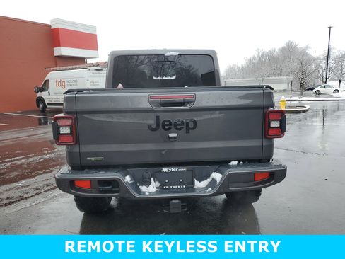 Certified 2021 Jeep Gladiator Overland image 5