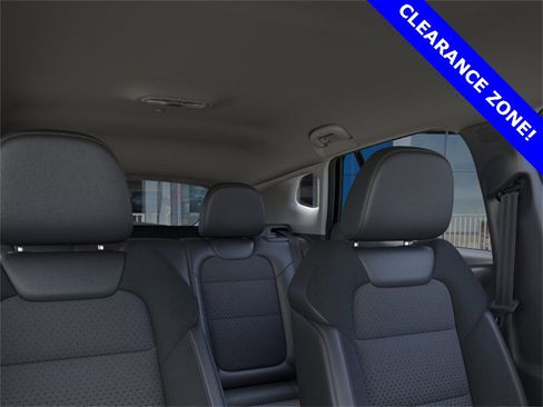 New 2025 Chevrolet Trax LT w/ Driver Confidence Package image 24