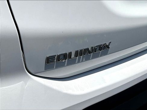 Used 2021 Chevrolet Equinox LS w/ LS Convenience Package FWD image 24