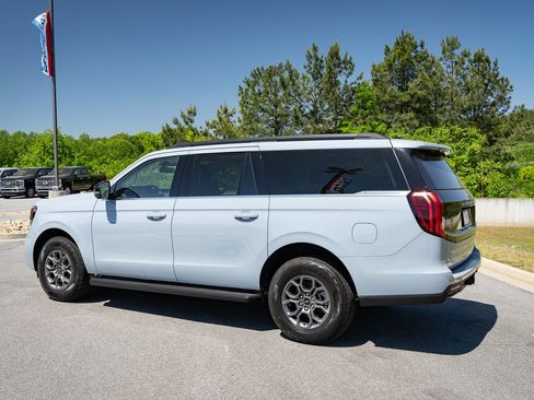 New 2026 Ford Expedition Max Active AWD/4WD image 7