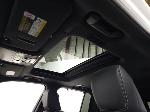 Used 2024 Lexus LX 600 4WD w/ Appearance Package image 17