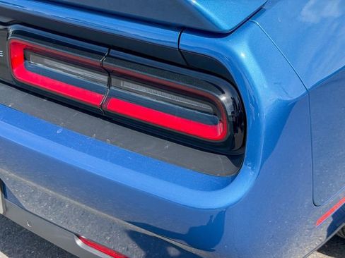 Used 2021 Dodge Challenger GT w/ Driver Convenience Group image 9