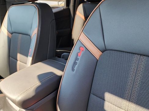 New 2026 GMC Canyon AT4 image 17