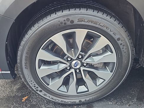 Certified 2023 Subaru Outback Limited image 4