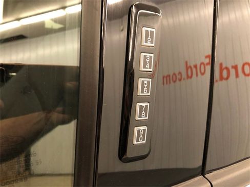 Used 2022 Ford F150 XLT w/ Equipment Group 302A High image 12