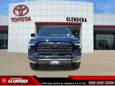 New 2026 Toyota Tundra Limited AWD/4WD image 3