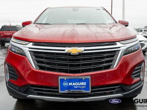 Used 2024 Chevrolet Equinox LT image 3